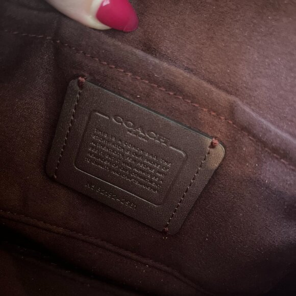 COACH Klare Crossbody With Linear Quilting - Picture 6 of 8